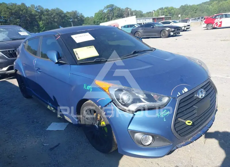 2016 Hyundai Veloster photo