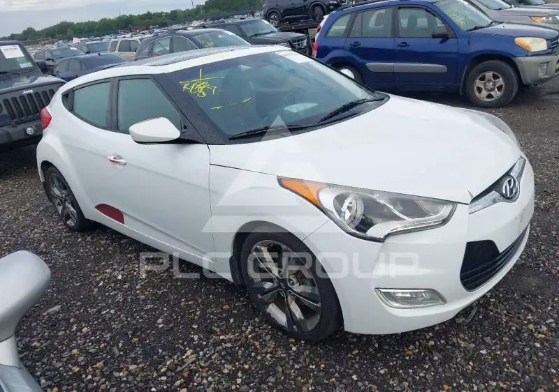 2016 Hyundai Veloster фото