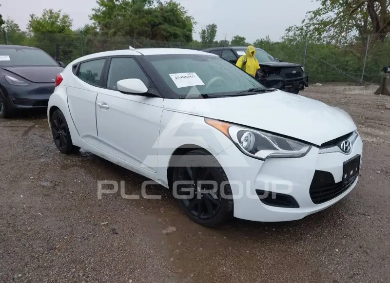 2016 Hyundai Veloster photo