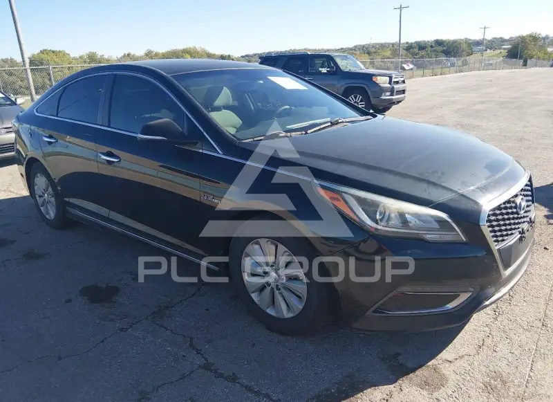 2016 Hyundai Sonata photo