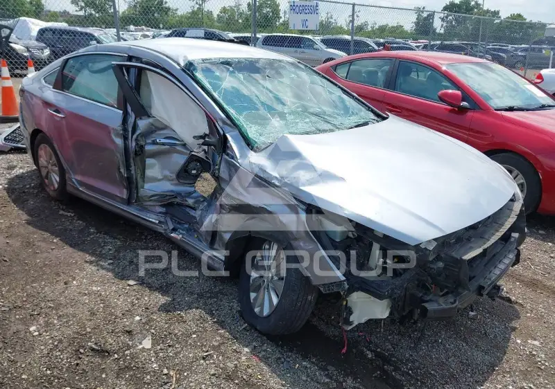 2016 Hyundai Sonata photo