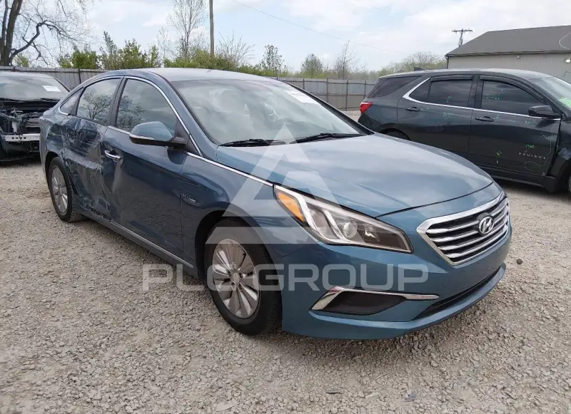 2016 Hyundai Sonata photo
