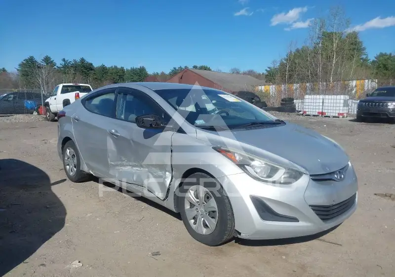 2016 Hyundai Elantra фото