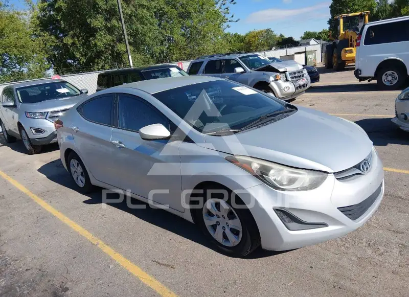 2016 Hyundai Elantra photo