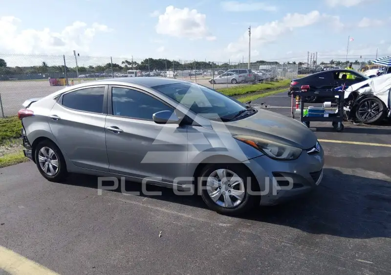 2016 Hyundai Elantra фото