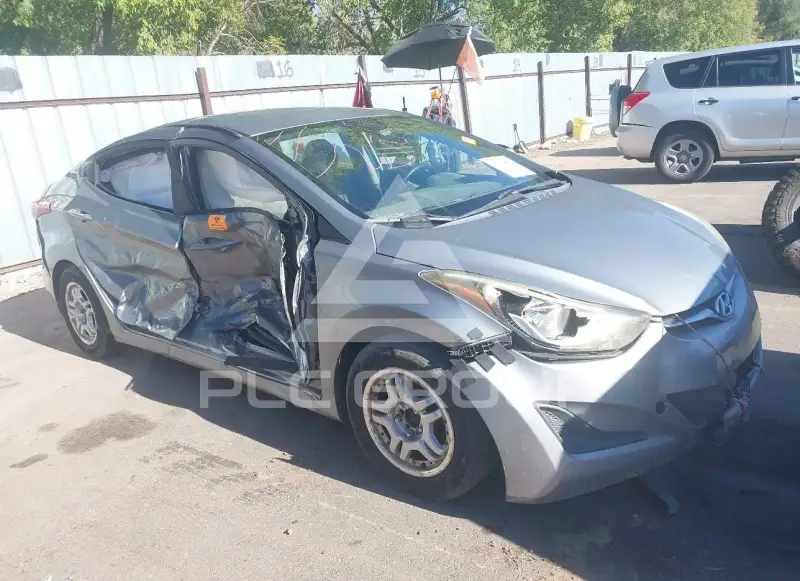 2016 Hyundai Elantra фото