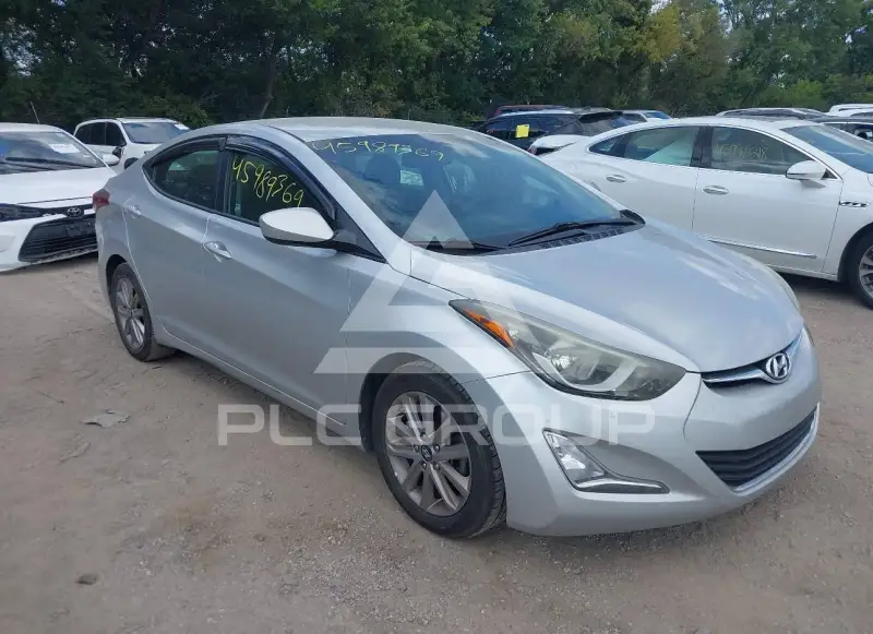2016 Hyundai Elantra photo