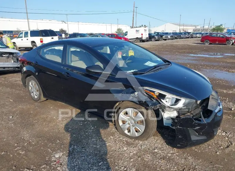 2016 Hyundai Elantra photo