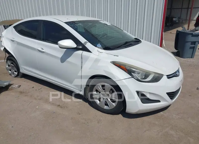2016 Hyundai Elantra photo