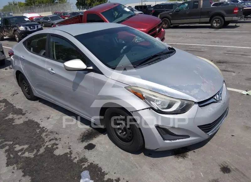 2016 Hyundai Elantra photo