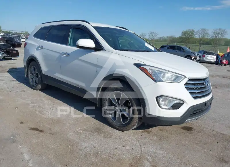 2016 Hyundai Santa Fe photo