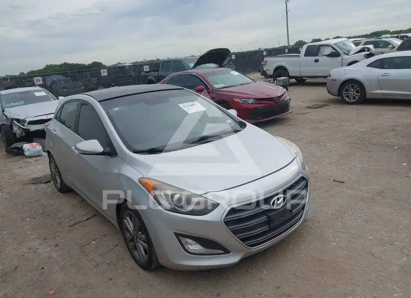 2016 Hyundai Elantra photo