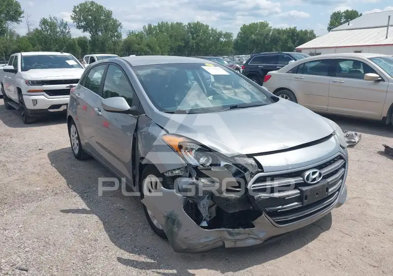 2016 Hyundai Elantra photo