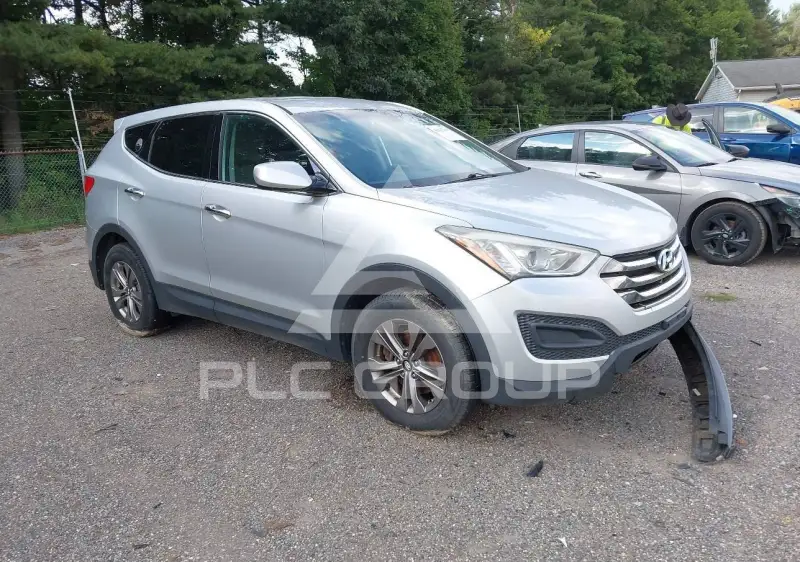 2016 Hyundai Santa Fe photo