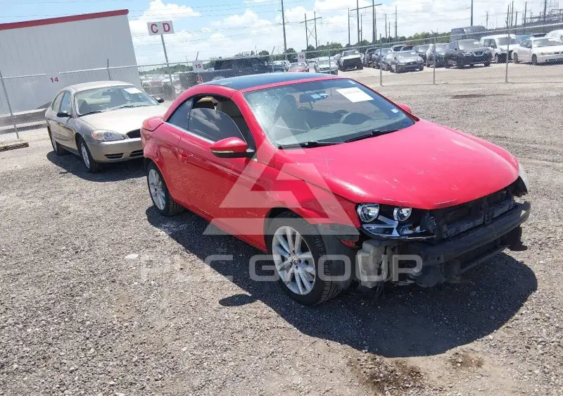 2016 Volkswagen EOS photo