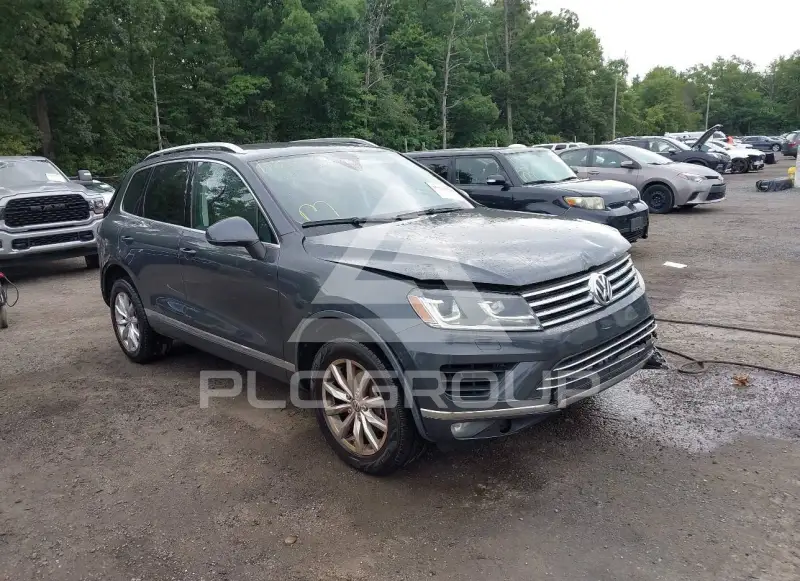 2016 Volkswagen Touareg фото