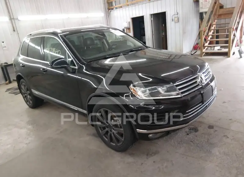 2016 Volkswagen Touareg фото
