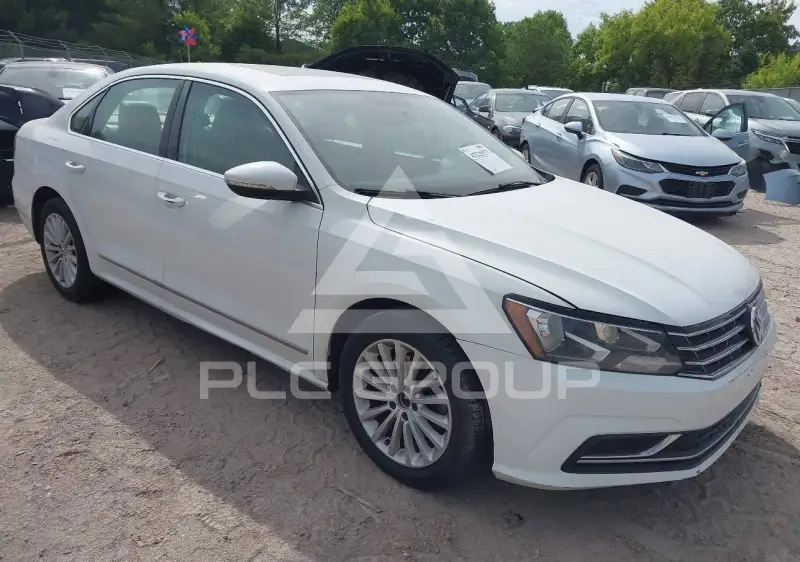 2016 Volkswagen Passat фото