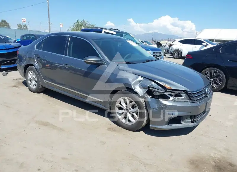 2016 Volkswagen Passat photo