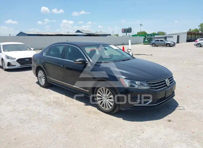 2016 Volkswagen Passat photo
