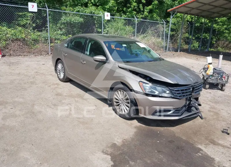 2016 Volkswagen Passat фото