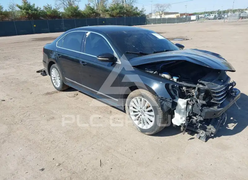 2016 Volkswagen Passat photo