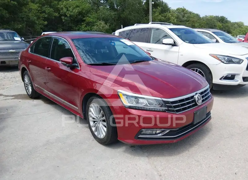 2016 Volkswagen Passat photo