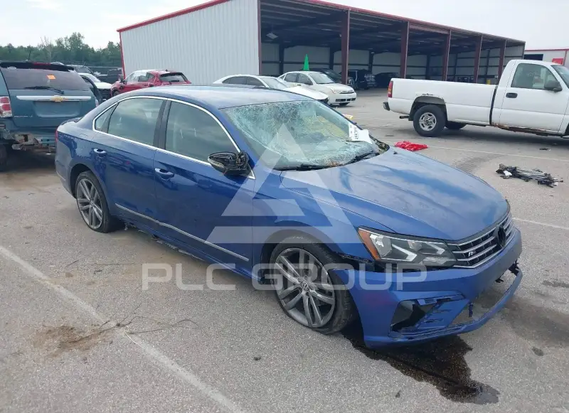 2016 Volkswagen Passat photo