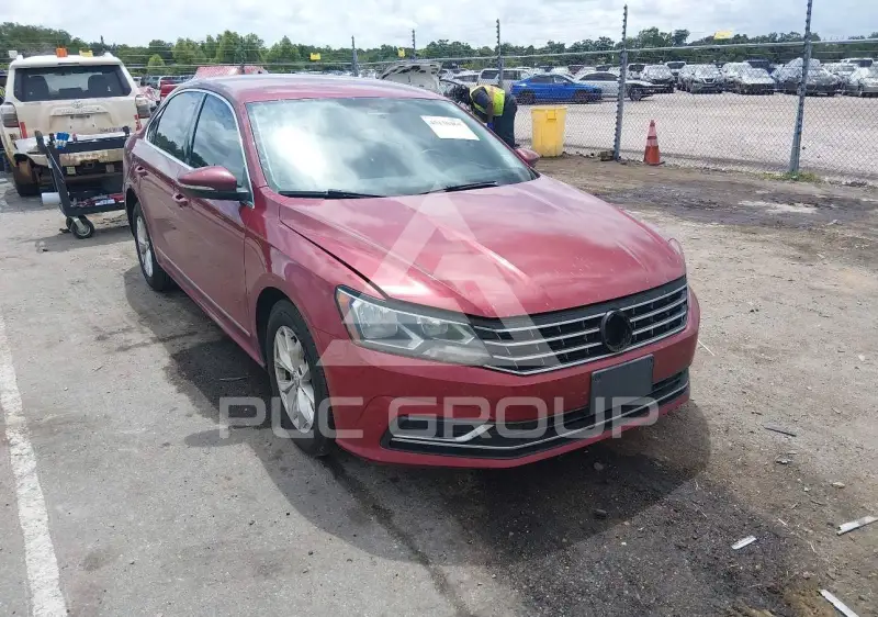 2016 Volkswagen Passat photo