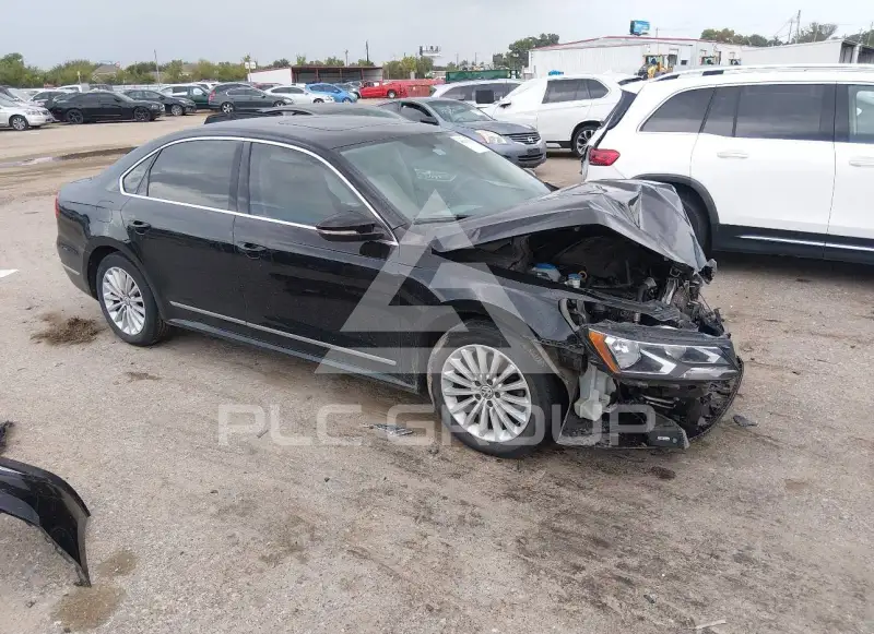 2016 Volkswagen Passat photo
