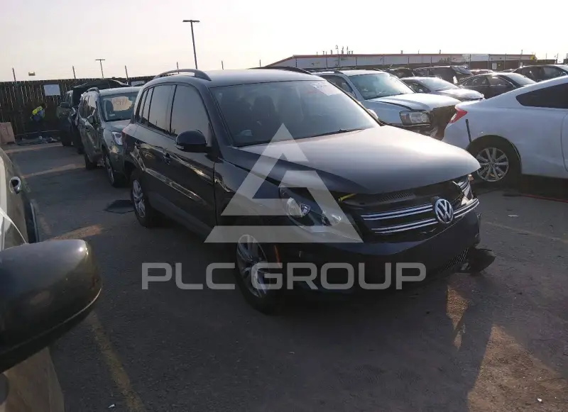 2016 Volkswagen Tiguan photo