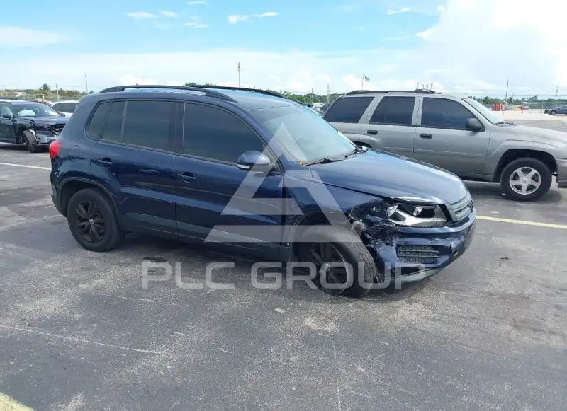 2016 Volkswagen Tiguan photo