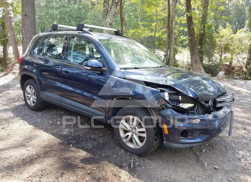 2016 Volkswagen Tiguan photo