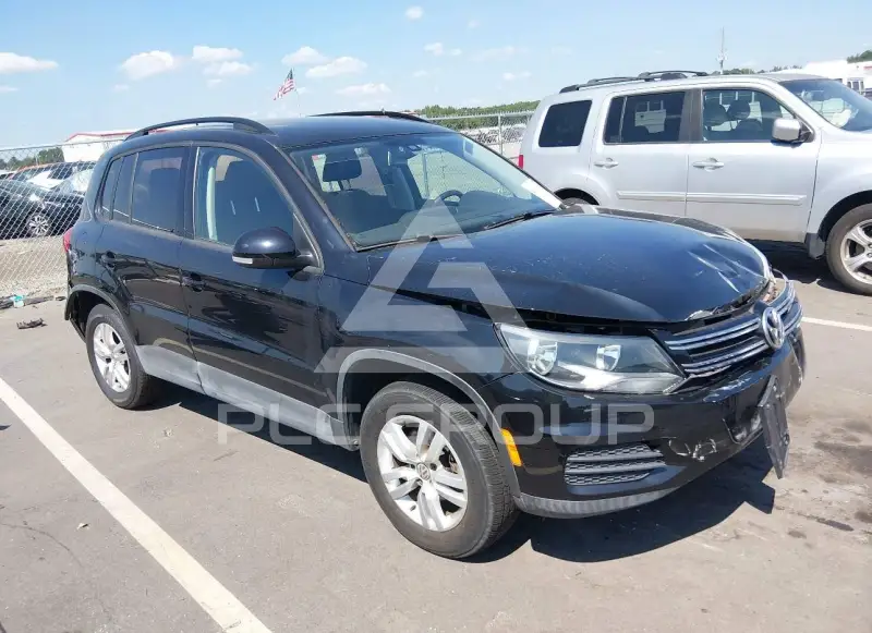 2016 Volkswagen Tiguan photo