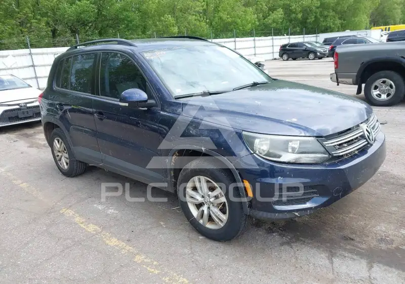 2016 Volkswagen Tiguan photo