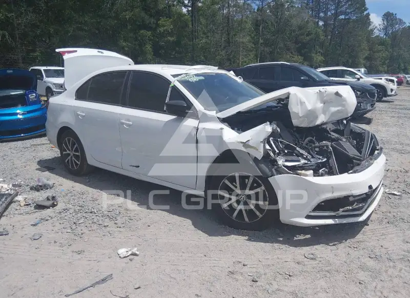 2016 Volkswagen Jetta photo