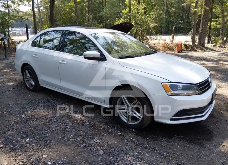 2016 Volkswagen Jetta фото