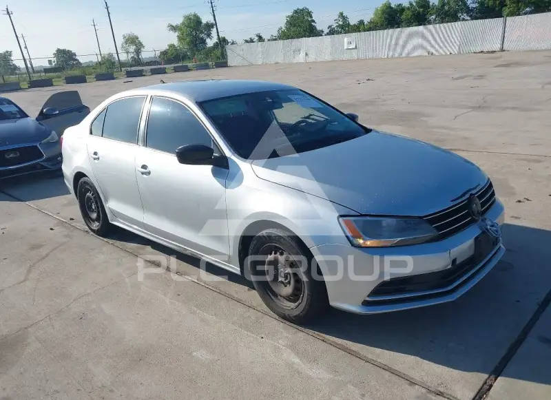2016 Volkswagen Jetta photo