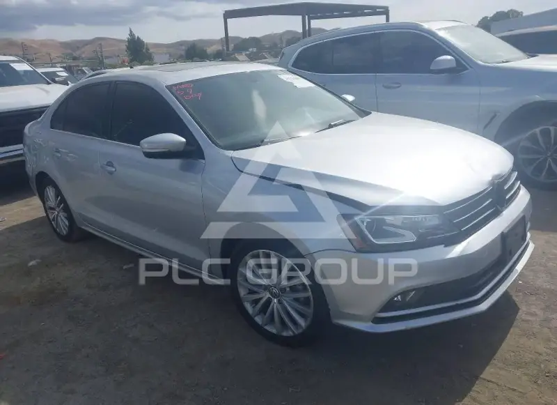 2016 Volkswagen Jetta photo