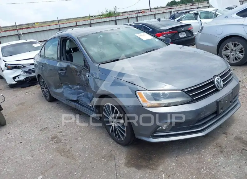 2016 Volkswagen Jetta фото