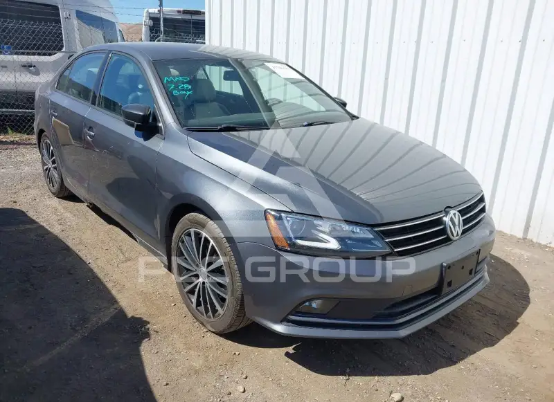 2016 Volkswagen Jetta фото
