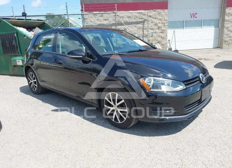 2016 Volkswagen GOLF photo