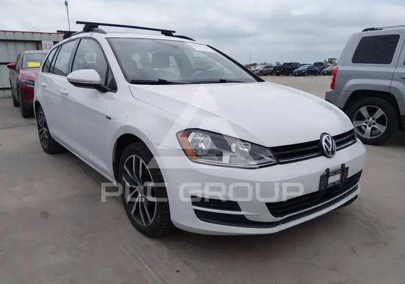 2016 Volkswagen GOLF фото
