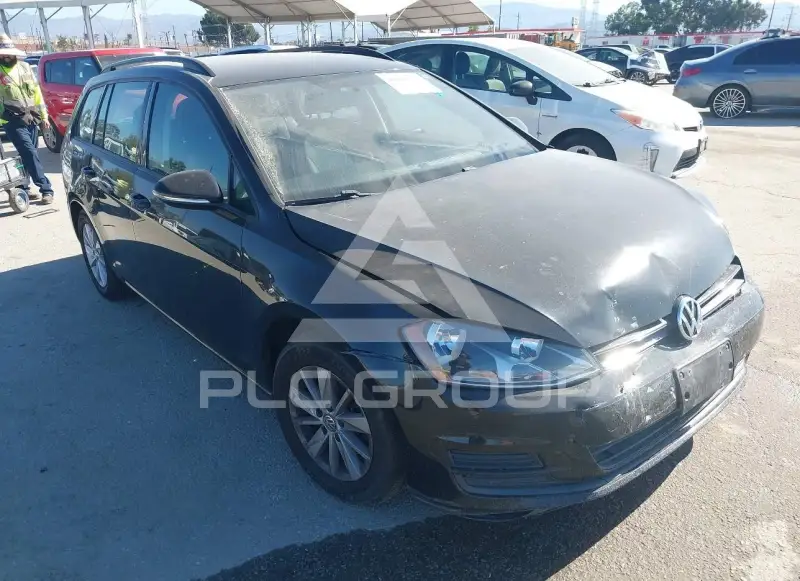 2016 Volkswagen GOLF photo