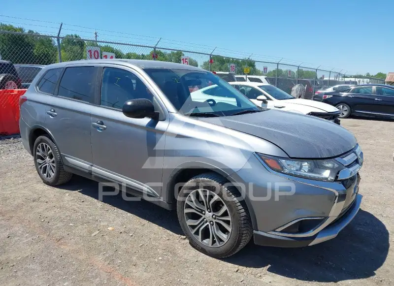 2017 Mitsubishi OUTLANDER фото