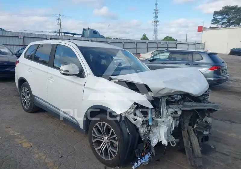 2017 Mitsubishi OUTLANDER фото