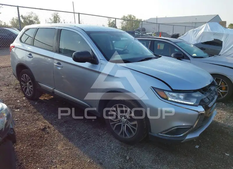 2017 Mitsubishi OUTLANDER фото