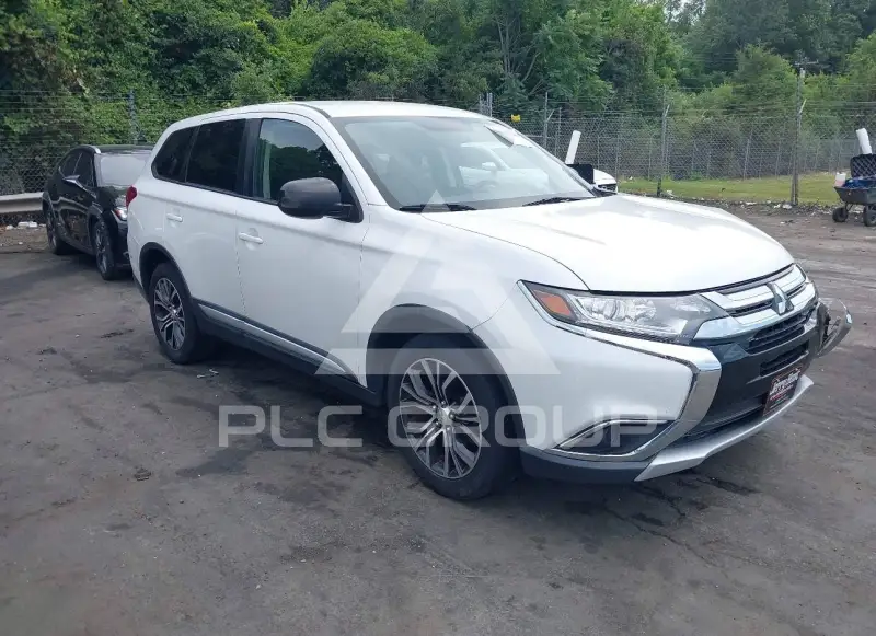 2017 Mitsubishi OUTLANDER фото