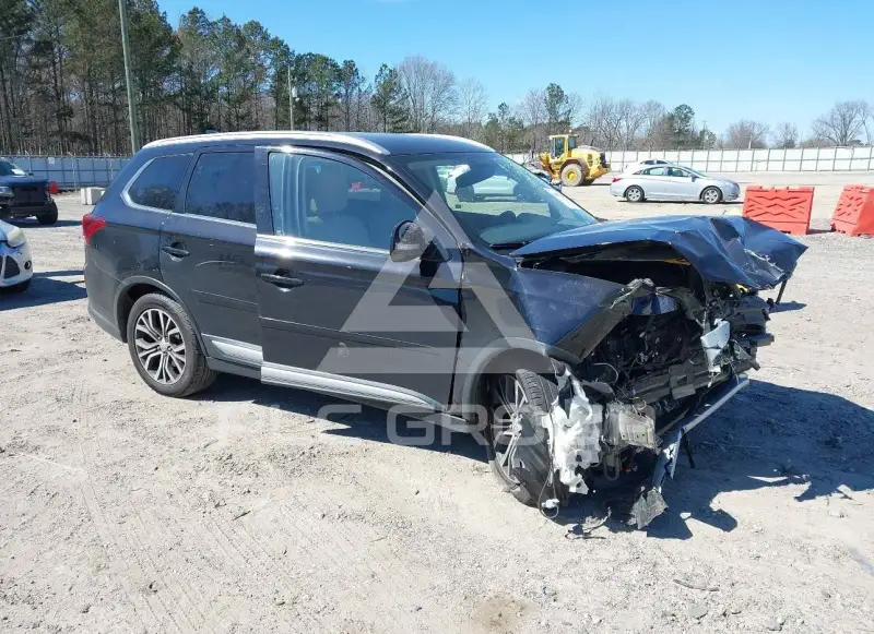 2017 Mitsubishi OUTLANDER фото