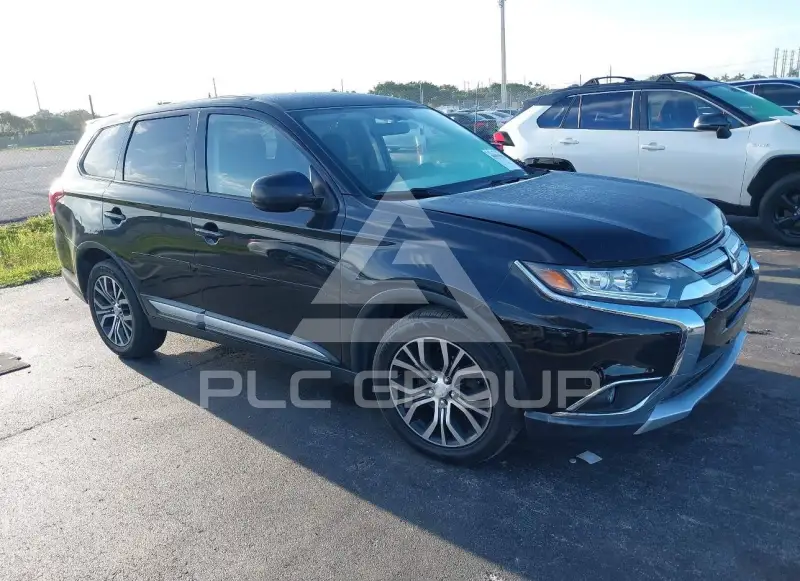2017 Mitsubishi OUTLANDER фото